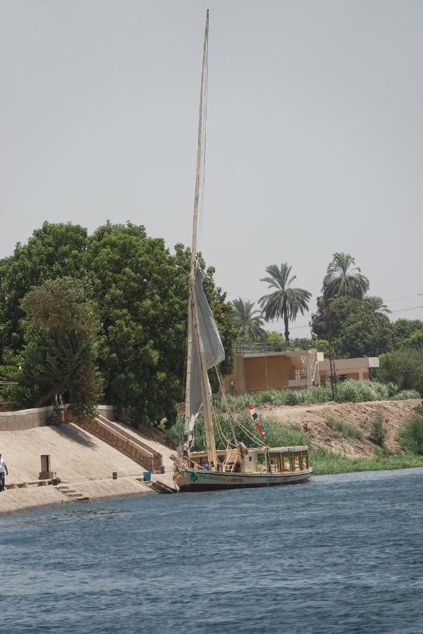 Готель Jj Jamaica Felucca Асуан Екстер'єр фото