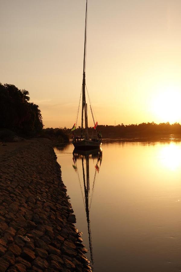 Готель Jj Jamaica Felucca Асуан Екстер'єр фото
